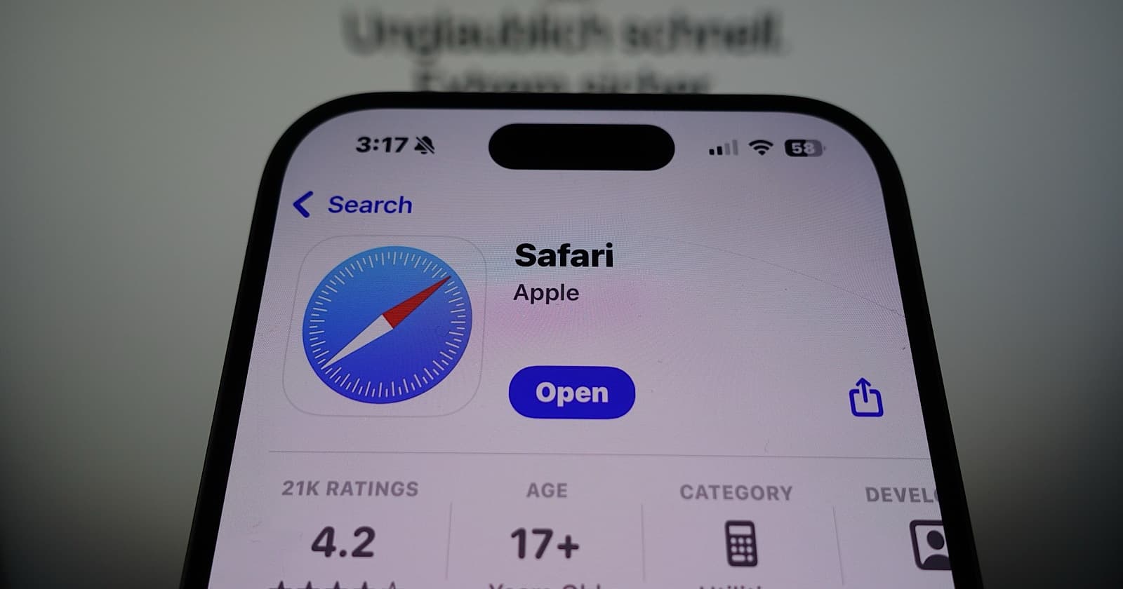Apple Pode Adicionar Motores de Busca com IA ao Safari em Meio à Queda no Uso do Google
