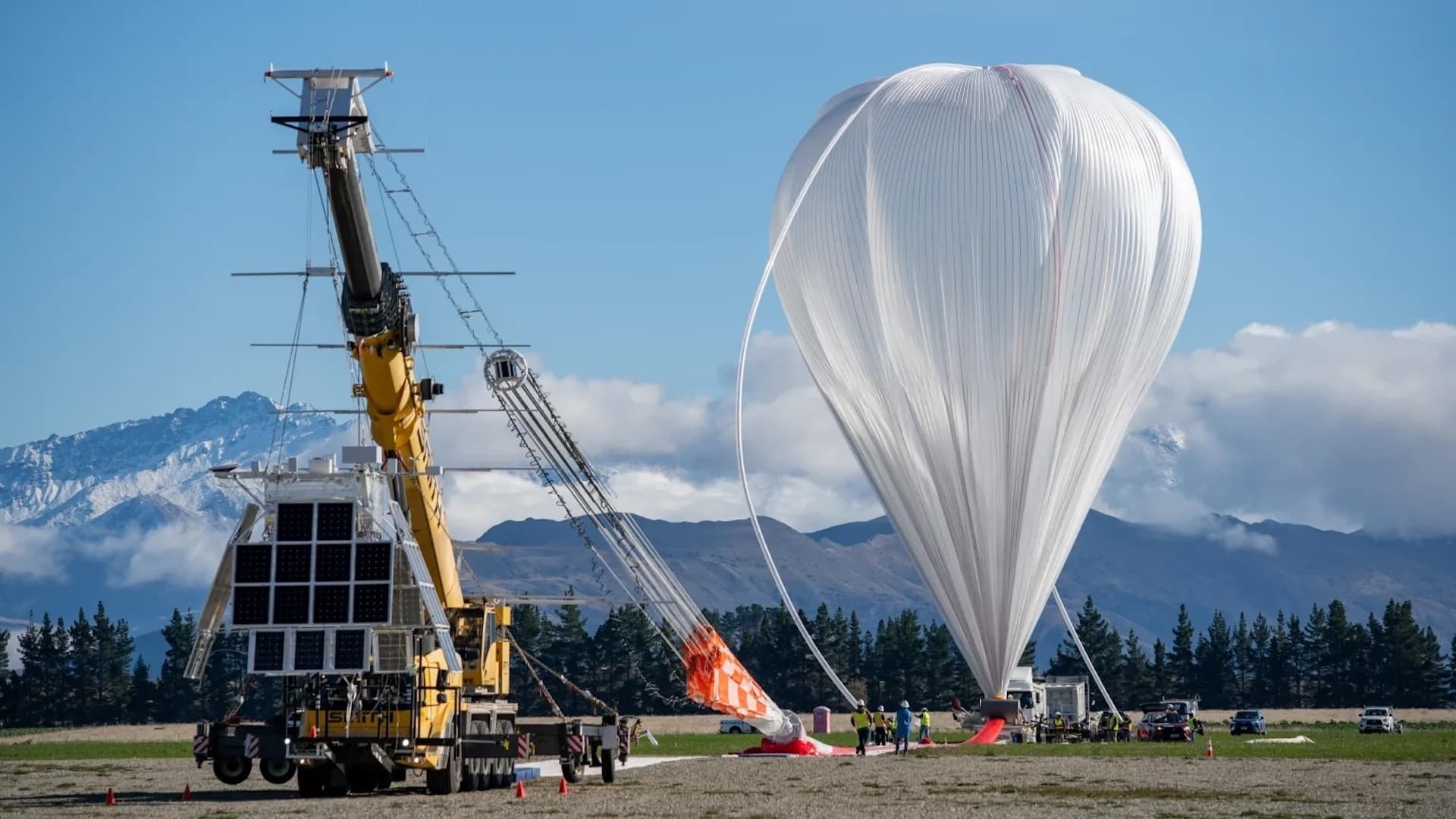 Balão Gigante da NASA Completa Volta ao Mundo em Tempo Recorde: Uma Análise da Missão