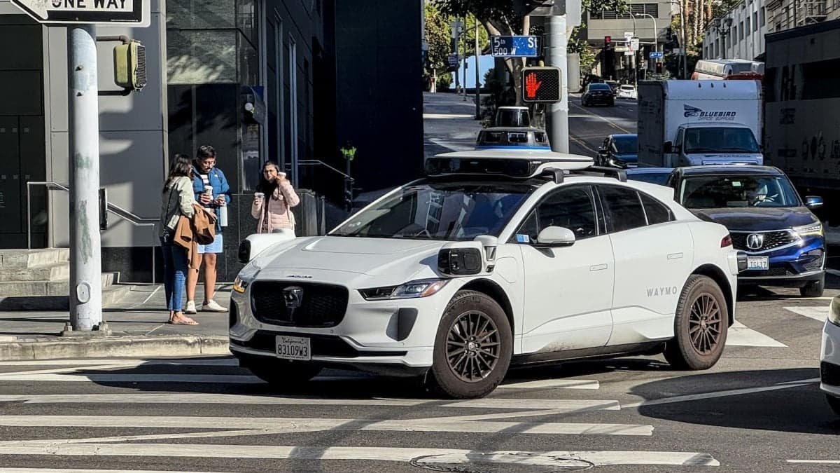 Waymo e a Segurança Veicular: Análise de Especialista Revela Dados Promissores e Desafios Persistentes
