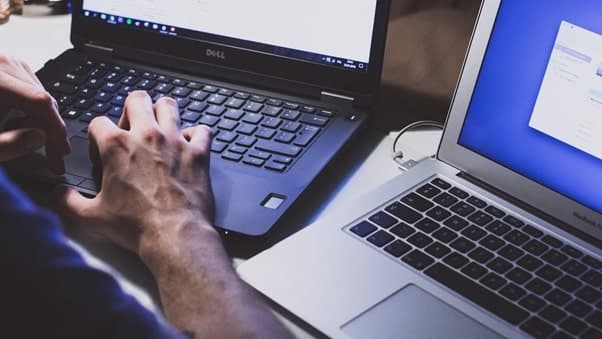 Falha de Segurança na iHeartRadio: Dados de Clientes e Funcionários Expostos em Ataque Hacker