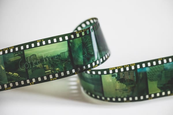 AI Filme: Análise da Obra Cinematográfica e seus Impactos