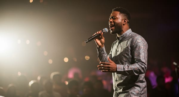 Cantor Gospel: A Voz que Toca a Alma e Transforma Vidas