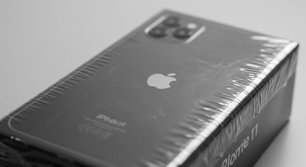 iPhone 11 Lacrado: Ainda Vale a Pena em 2025?