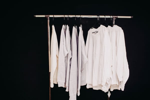 Tirar Roupa IA: Ética e Implicações Legais